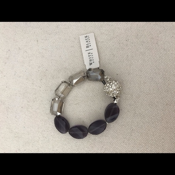 WHBM magnetic clasp bracelet. New with Tags - Picture 2 of 3